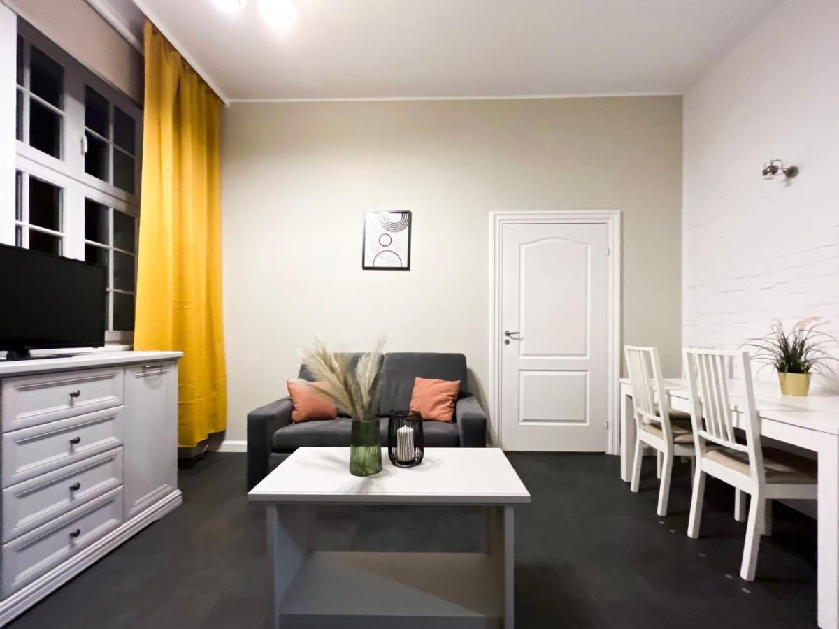 Heart Of Wroclaw - Spacious 3Rooms 75M2 As Home Apartamenty R243 ภายนอก รูปภาพ