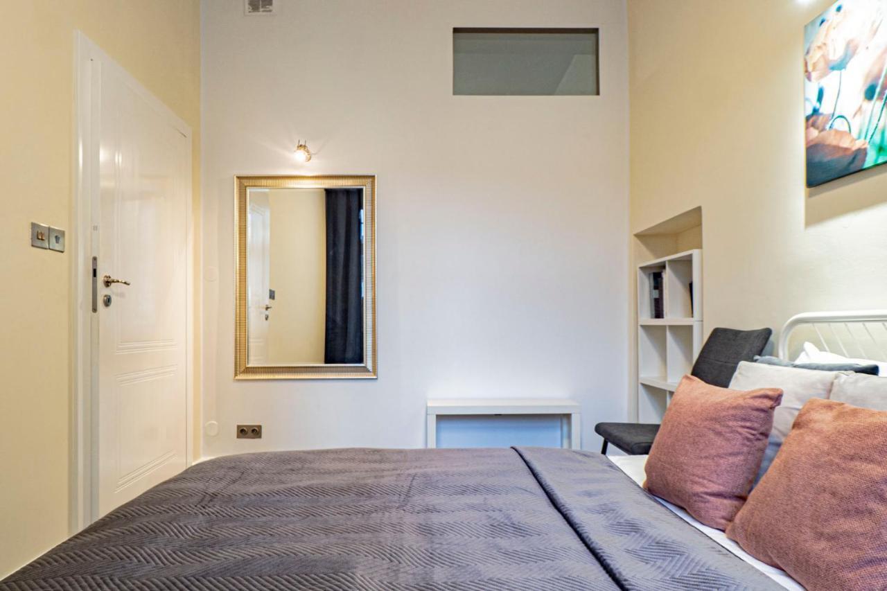 Heart Of Wroclaw - Spacious 3Rooms 75M2 As Home Apartamenty R243 ภายนอก รูปภาพ